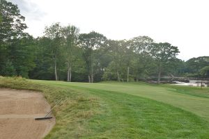 Cape Arundel 17th Approach